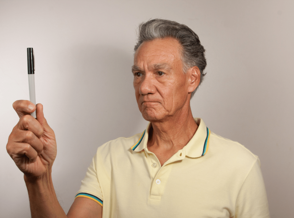can eyesight improve with age